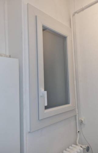 Après : pose des menuiseries Nîmes