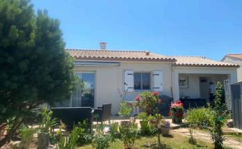 Derriere garage corme-royal