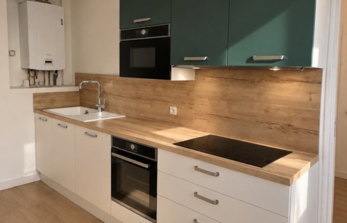 Cuisine entièrement rénovée dans un appartement à Saint-Brieuc – aménagement moderne et fonctionnel