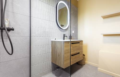 Meuble vasque et miroir 