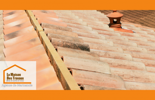 Réfection du faîtage entre Casteljaloux et Nérac pour renforcer l’étanchéité d’une toiture ancienne. Résultat durable et soigné.