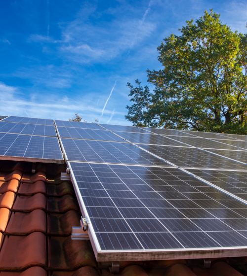 pose et travaux de panneaux photovoltaiques