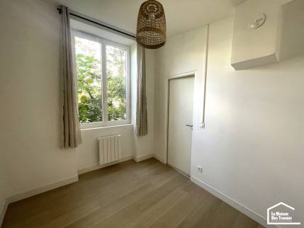 Lyon (69009) : rénovation complète et isolation d'un appartement destiné à la location