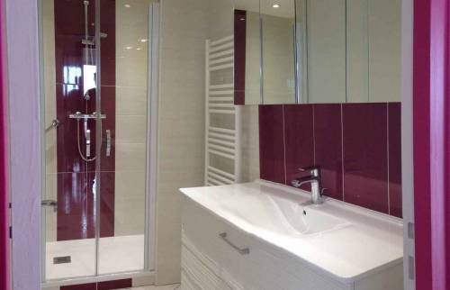 Salle de bain entièrement rénovée
