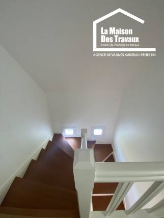 Rénovation d’un escalier en bois et blanc dans une maison à Damgan