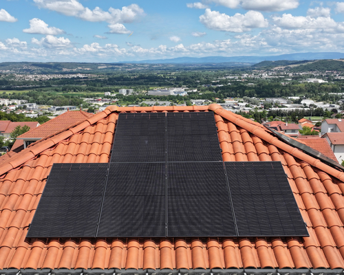 Installation de panneaux solaires dans le Pays Voironnais