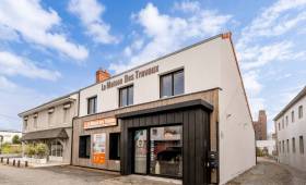 Surélévation de 47 m² de l'agence La Maison des Travaux Vertou- extérieur