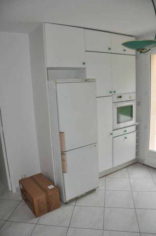 Cuisine ancienne avant travaux de rénovation - Brie-Comte-Robert 77170
