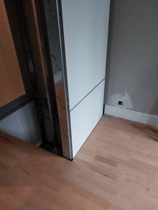 Pose ascenseur 03200