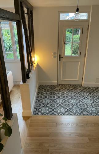 Entrée carreaux de ciment La Maison des Travaux Rouen 4