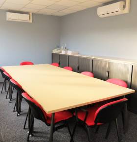 salle de réunion rénovée