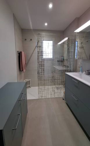  Salle de bain rénovée - Meximieux 01800