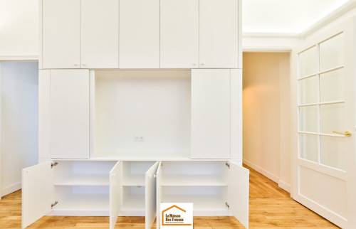 meuble TV sur mesure ouvert