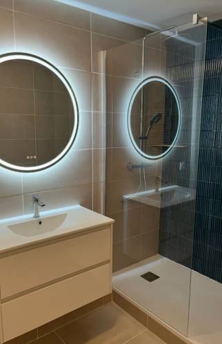Salle de bain rénovée à Royan