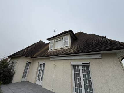 Toiture rénovée (Douvres-la-Délivrande, 14400)