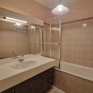 Transformation salle de bain en salle d’eau fonctionnelle – Bry sur Marne