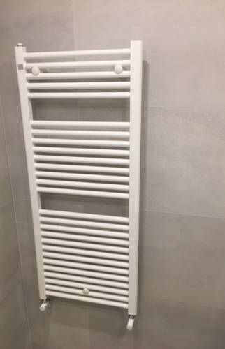 Sèche-serviette de salle de bains - Nantes 44000