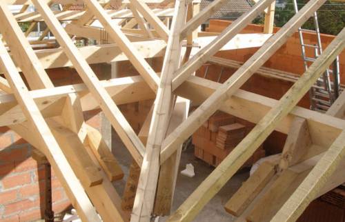 Rénovation d'une charpente à Savigny-sur-Orge (91)