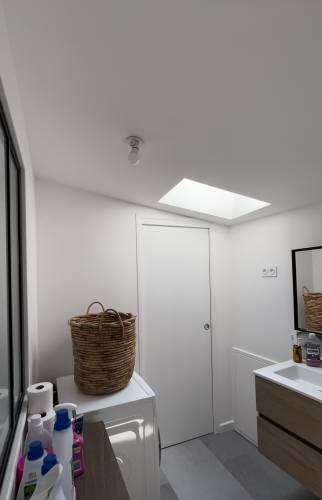 Salle de bain sous combles Orange