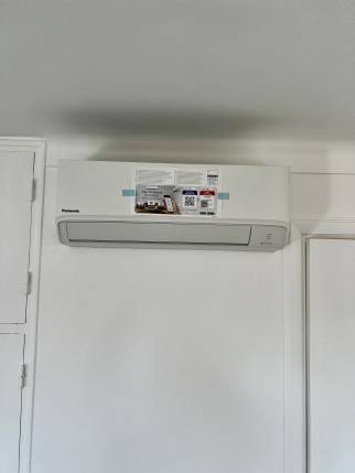 Pose clim réversible à Fréjus Plage