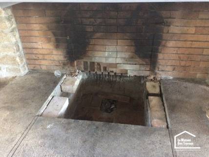 Foyer de cheminée dans le Morbihan