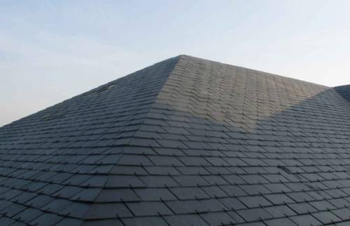Rénovation des tuiles d'une maison à Carnac