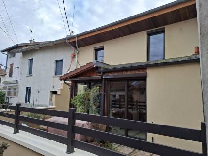 Façade de maison rénovée - Meximieux 01800