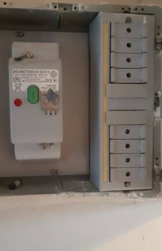 Mise aux normes électriques d’un appartement à Sainte-Savine 1