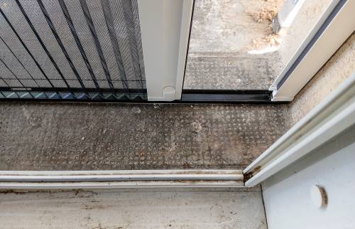 Moustiquaire en rideaux latéral