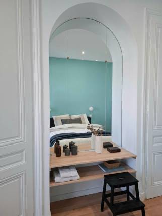 Transformation et division d'un appartement en 1 T2 et 1 T3 destinés à la location, Lyon (69009)