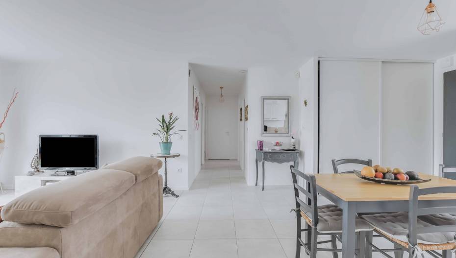 pose de carrelage dans une maison