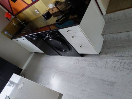 Cuisine avant remplacement de revêtement de sol intérieur - Sainte-Anastasie-sur-Issole 83136