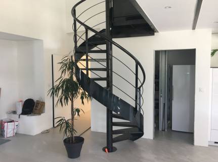 Pose escalier appartement Nantes