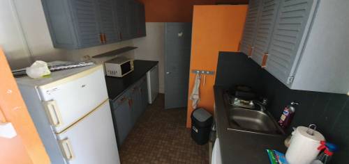  Ancienne cuisine avant transformation en salle de bain - Brie-Comte-Robert 77170