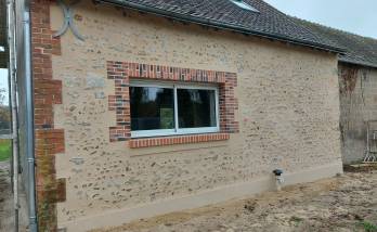 Façade en pierre vue