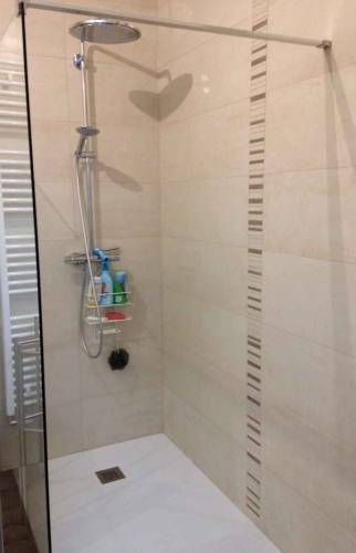Salle de bain, douche à l'italienne à Sierentz