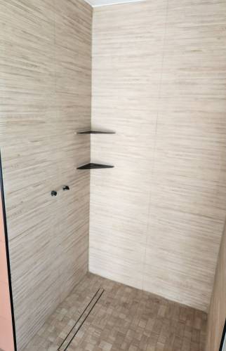 Douche à l'italienne