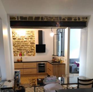 Jointoiement des pierres apparentes après pose des placos