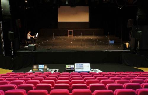 Réhabilitation d'une usine en salle de spectacle dans le secteur du Mans