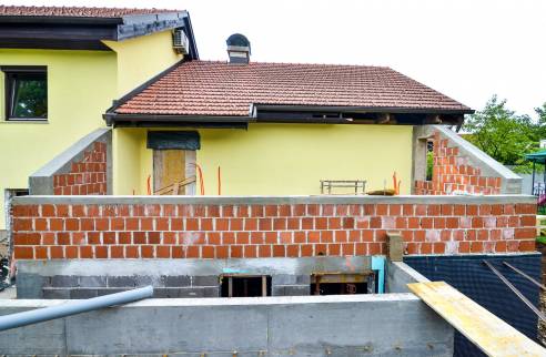 Montage des murs de l'extension