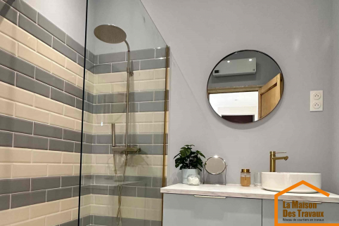 rénovation d'une salle de bain moderne