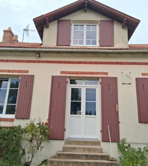 Maison secondaire après travaux de rénovation de menuiserie - Préfailles 44770