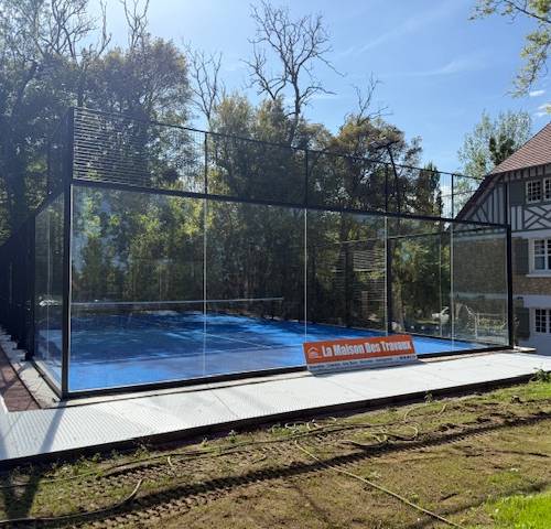 Construction d'un terrain de padel à Villers sur mer 