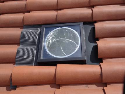 Rénovation de toiture - pose d'un tunnel de lumiere - Dommartin (69380)