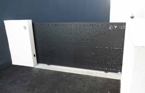 Portai avec motifs découpés au laser - Lorient (56100)