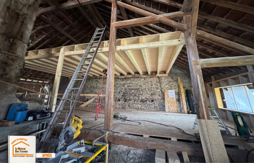  aménagement grange Combloux, rénovation chalet Haute-Savoie, consolidation plancher ancien, artisan rénovation montagne, courtier en travaux Chamonix