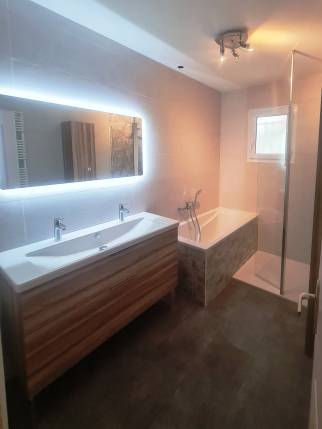 Nouvelle salle de bain après rénovation - Ambérieu 01