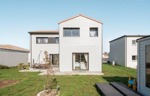 Surélévation à Montbert (44140) - extérieur