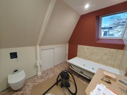 Salle de bain dans la suite parentale aménagée