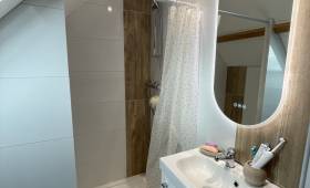 Nouveau meuble vasque avec miroir (Cambes-en-Plaine 14610)